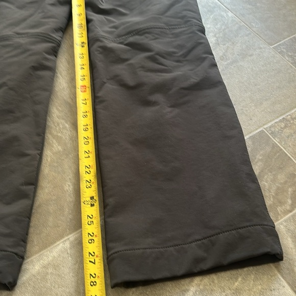 MEC Mountain equipment, fleece lined cargo pants, size 14 kids or Sm ladies grey - Picture 10 of 14